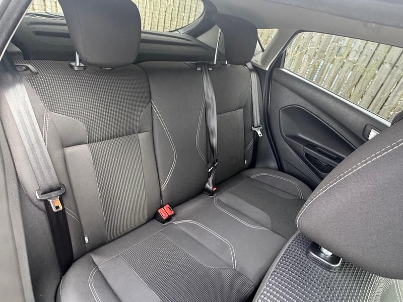 Used Ford Fiesta Titanium 2016 Silver Hatchback