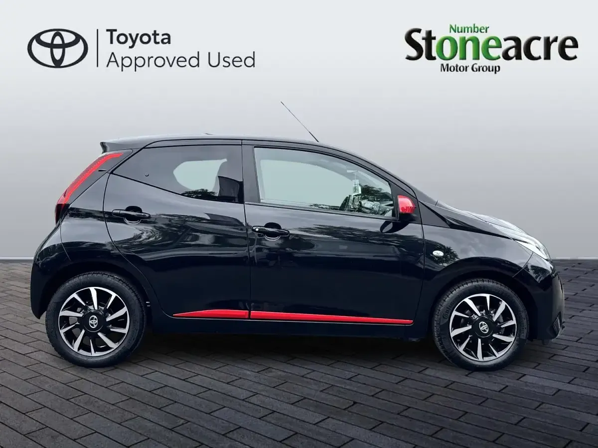 Used Toyota Aygo Trend 72 HP (52 kW) 2021 Black Hatchback