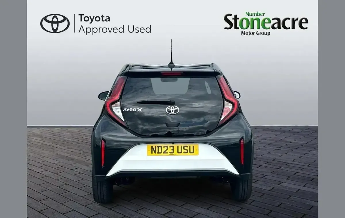 Used Toyota Aygo X 71 HP (52 kW) 2023 White SUV