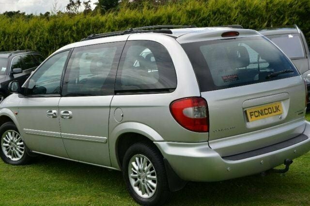 Used Chrysler Voyager 148 HP (108 kW) 2005 MPV