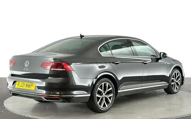 Used VW Passat GTE 218 HP (160 kW) 2021 Grey Sedan