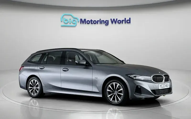 Used BMW 330e Sport Line 292 HP (214 kW) 2024 Estate