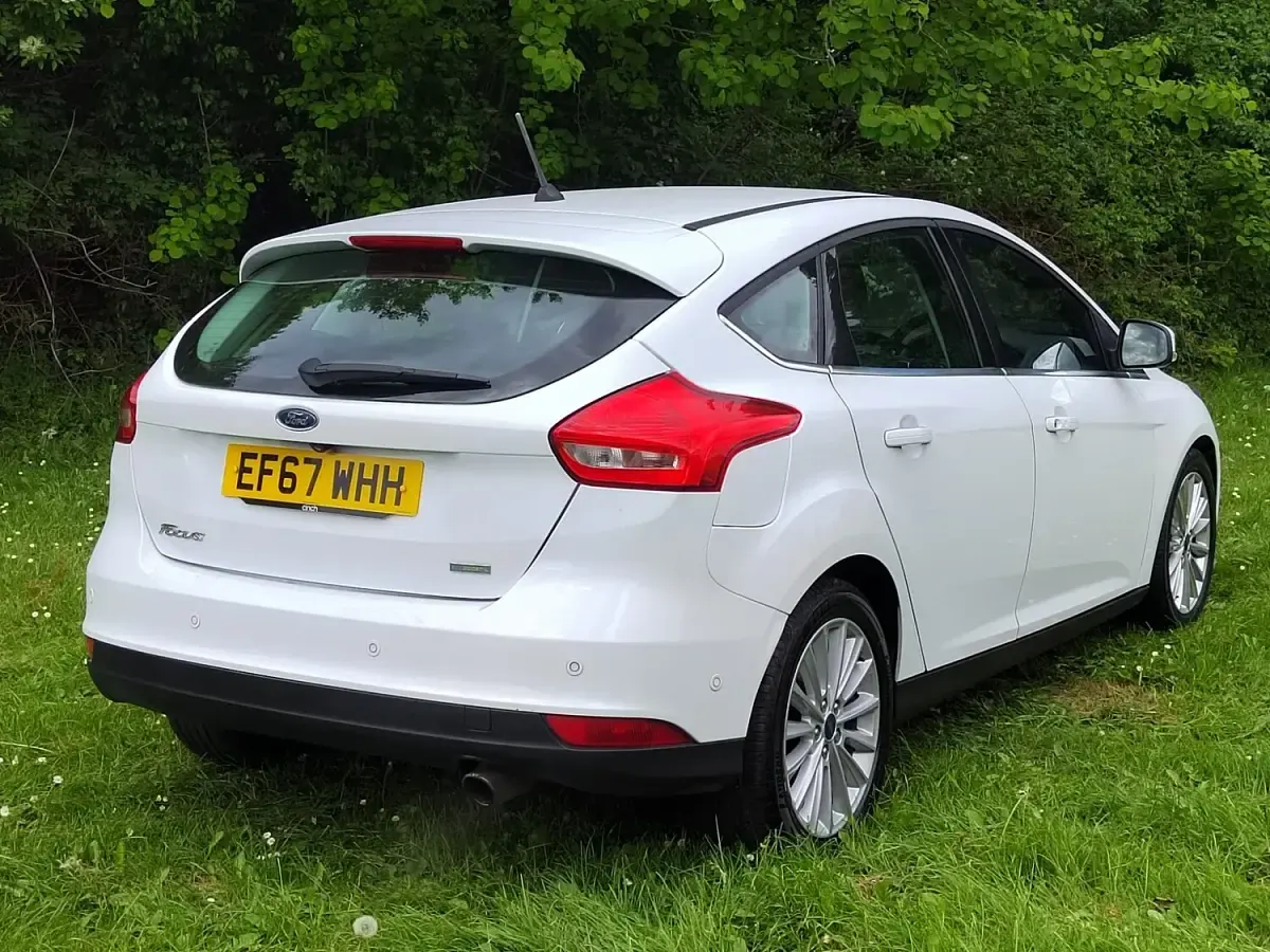 Used Ford Focus Titanium X 177 HP (130 kW) 2018 White Hatchback