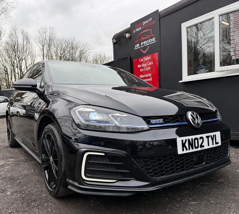Used VW Golf VII GTE 204 HP (150 kW) 2018 Black Hatchback