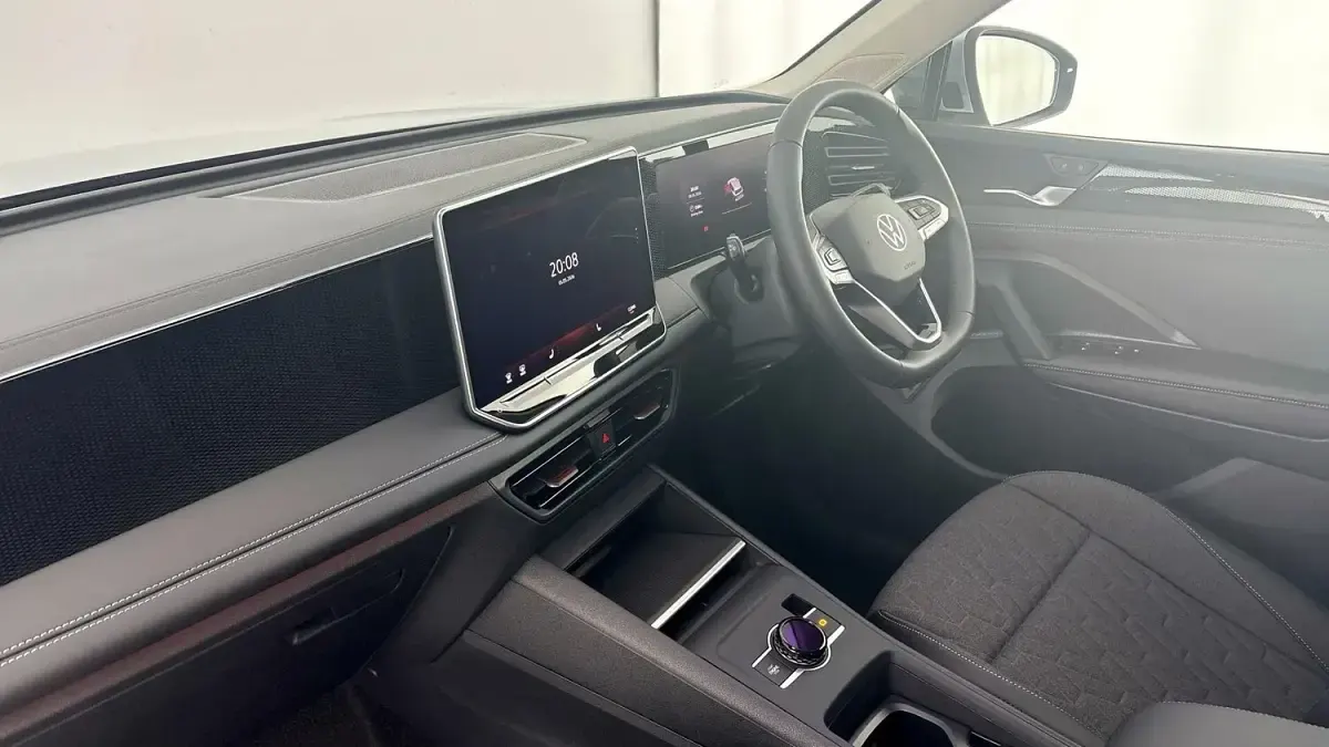 New VW Tiguan Match 150 HP (110 kW) 2026 Oyster silver SUV