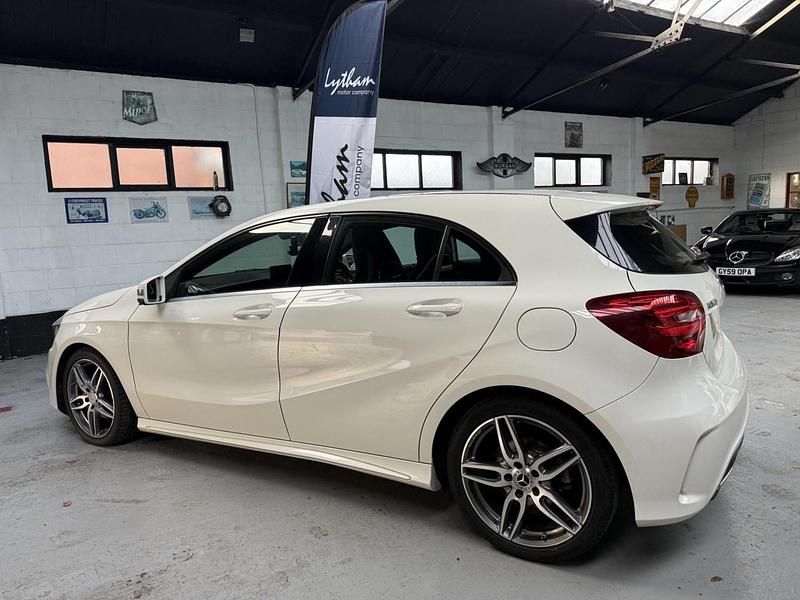 Used Mercedes A160 AMG line 102 HP (75 kW) 2018 White Hatchback