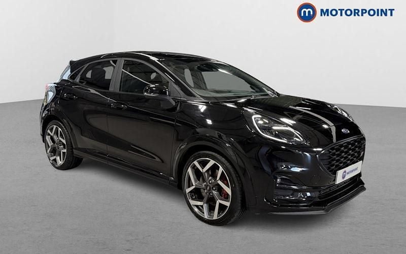 Black Used 2023 Ford Puma Gen-E ST Hatchback | £19,449 (Fair price) - Image 1/4