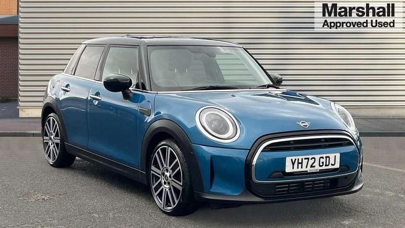 Blue Used 2022 Mini Cooper Exclusive Hatchback | £20,839 (Expensive) - Image 1/4