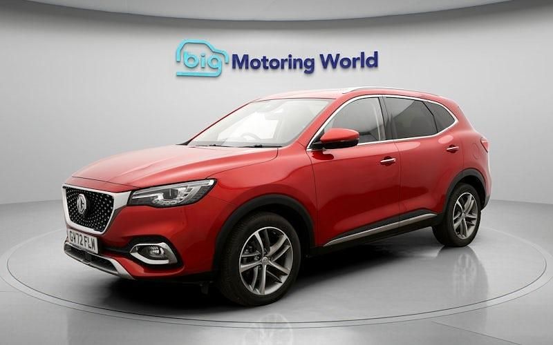 Used MG HS Exclusive 162 HP (119 kW) 2023 Red SUV