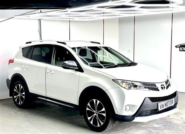 White Used 2015 Toyota RAV4 SUV | £10,984 (Fair price) - Image 1/1