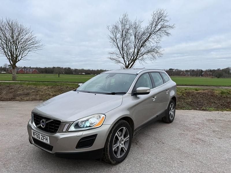 Gold Used 2010 Volvo XC60 SE Lux SUV | £3,650 (Good price) - Image 1/4