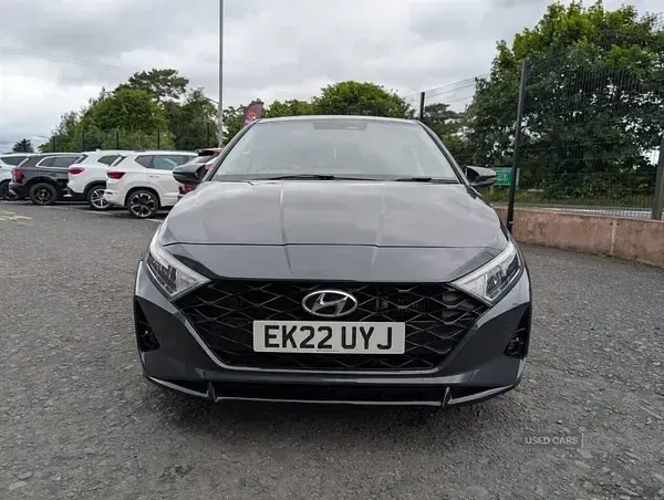 Used Hyundai i20 Premium 100 HP (73 kW) 2022 Grey Hatchback