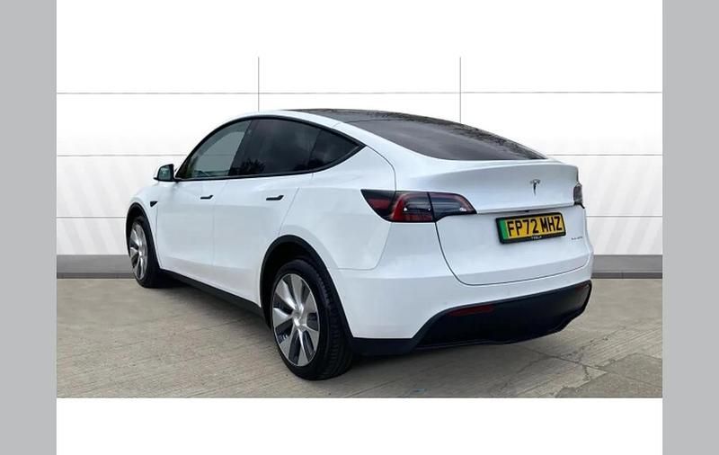 Used Tesla Model Y Long Range AWD 378 kW (514 HP) 2022 White SUV