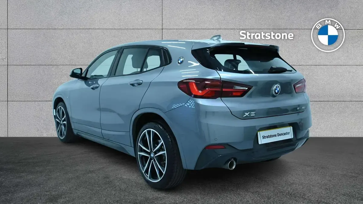 Usado BMW X2 M Sport 134 HP (98 kW) 2023 Cinzento SUV