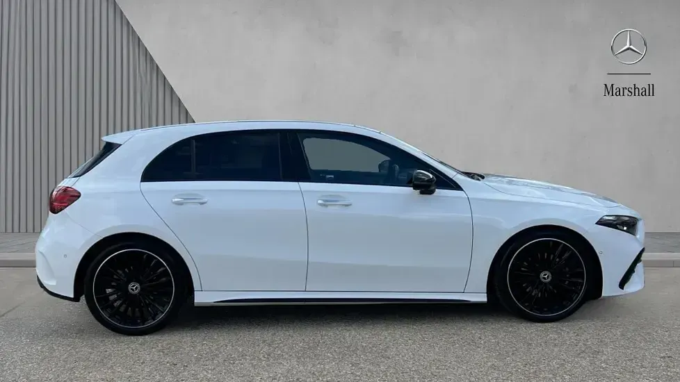 Used Mercedes A180 AMG Line Premium Plus 136 HP (100 kW) 2025 White
