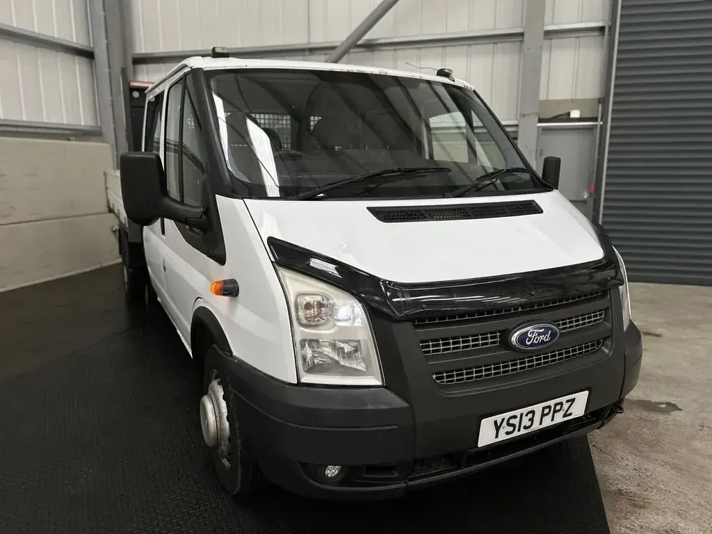 Usado Ford Transit 125 HP (91 kW) 2013 Branco Cabrios