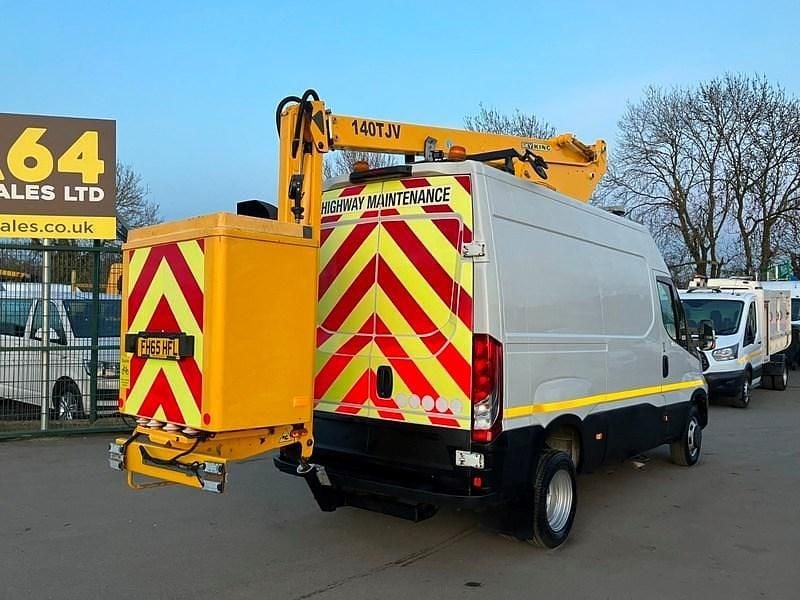 Used Iveco Daily 150 HP (110 kW) 2016 White