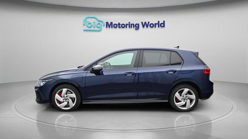Used VW Golf VIII GTE 245 HP (180 kW) 2023 Blue Hatchback