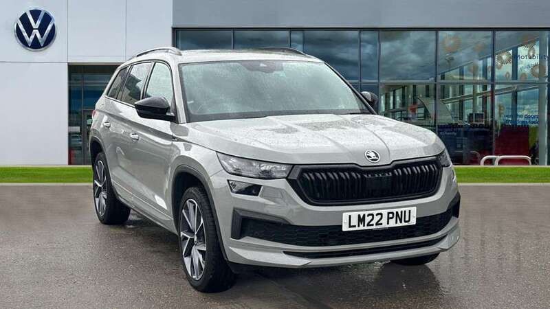 Grey Used 2022 Skoda Kodiaq SportLine SUV | £29,366 (A bit pricey) - Image 1/4