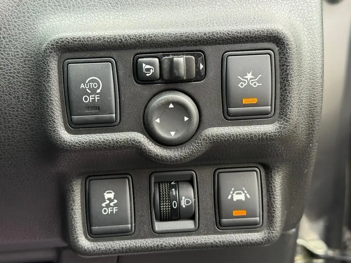 Used Nissan Note Acenta Premium 98 HP (72 kW) 2026 Grey Hatchback