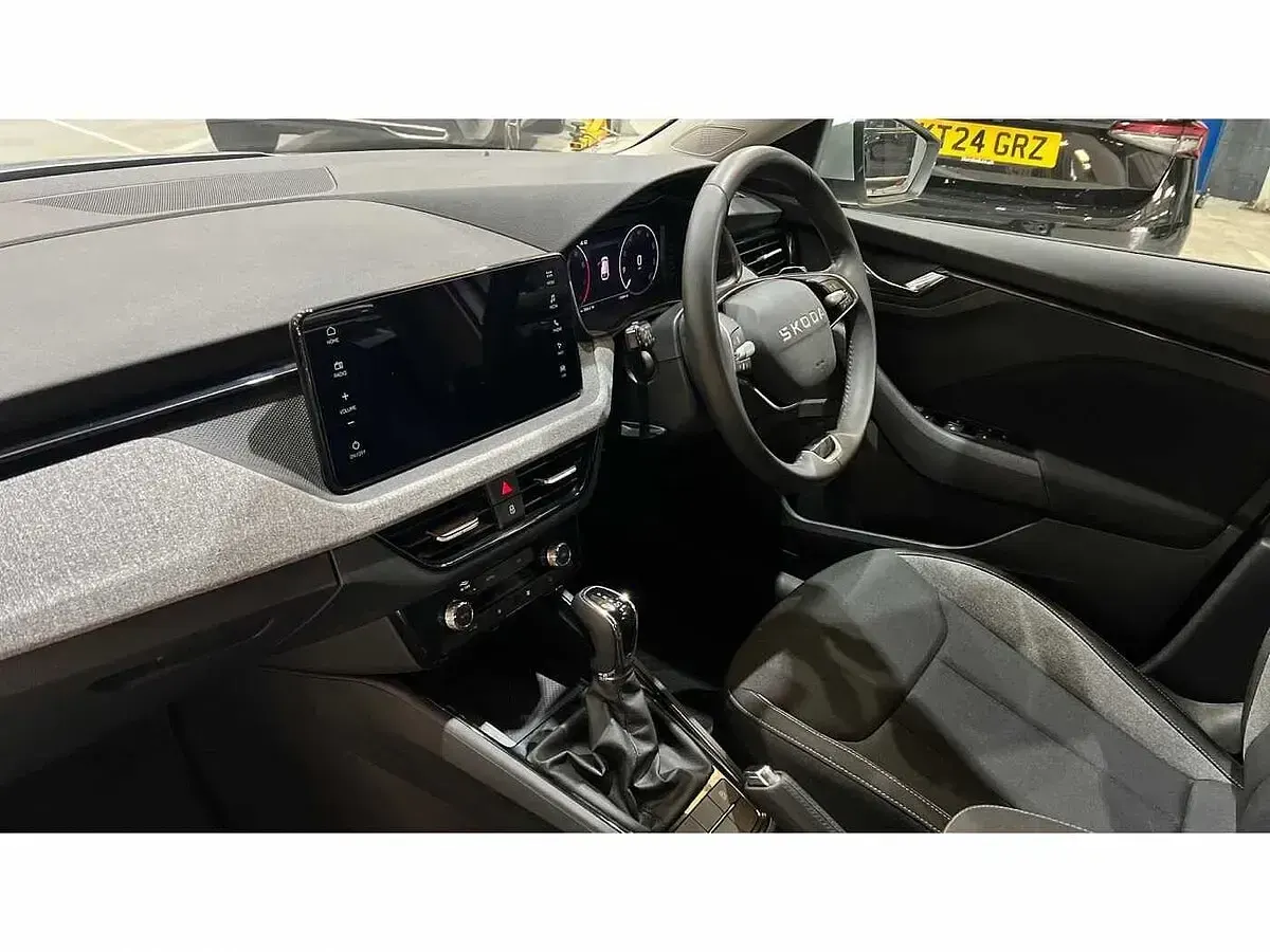 Used Skoda Scala SE 116 HP (85 kW) 2025 Brilliant silver Hatchback