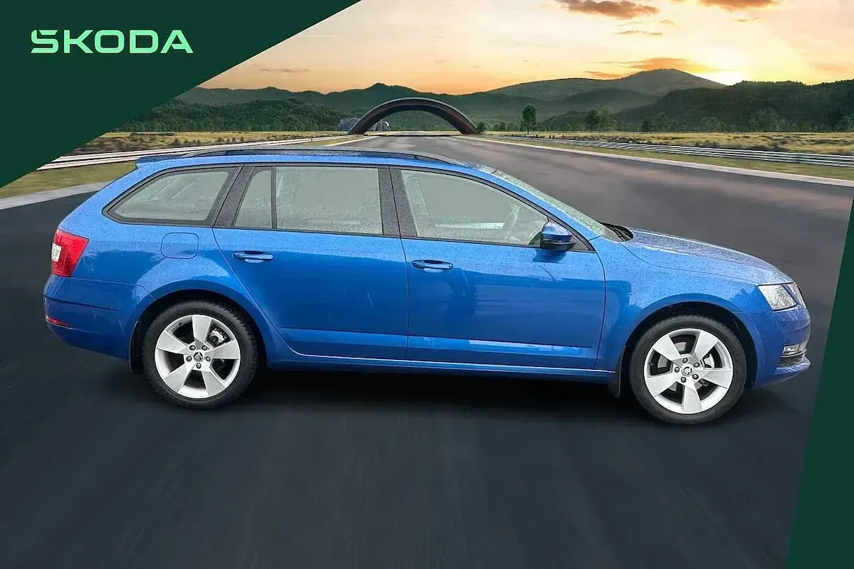 Used Skoda Octavia SE Drive 147 HP (108 kW) 2020 Blue Estate