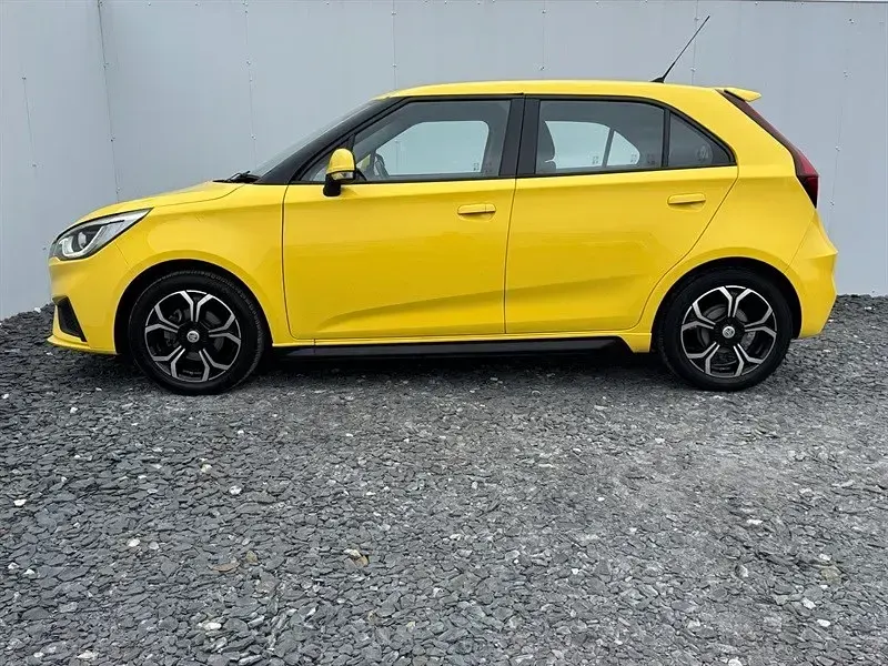 Used MG MG3 Excite 106 HP (77 kW) 2021 Yellow Hatchback