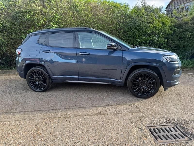 Used Jeep Compass 2023 Blue/black SUV