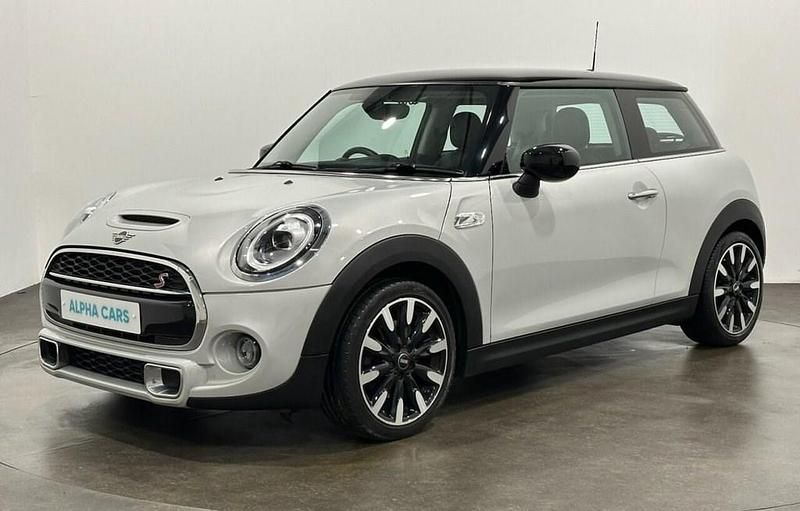 Used Mini Cooper S Exclusive 192 HP (141 kW) 2020 Silver Hatchback