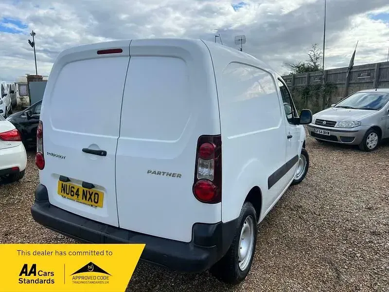 Used Peugeot Partner S 2014 White