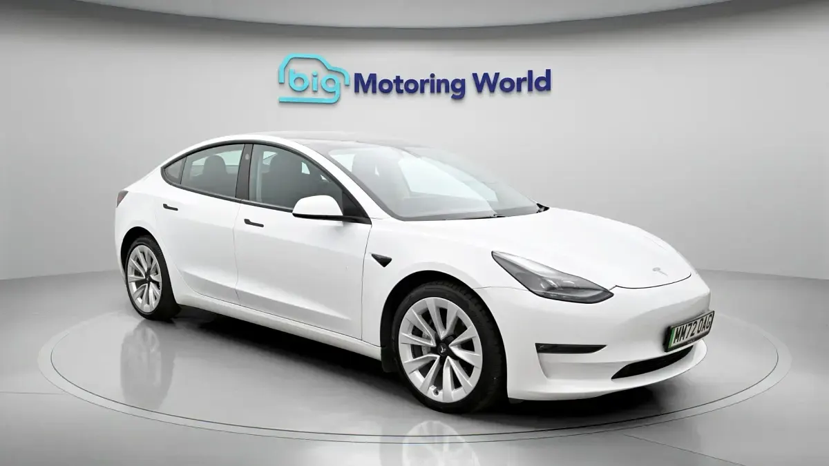 Używany Tesla Model 3 Long Range AWD 366 kW (498 KM) 2022 Sedan/Limuzyna