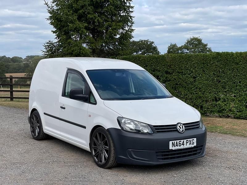 White Used 2014 VW Caddy Startline MPV | £4,495 (Fair price) - Image 1/4