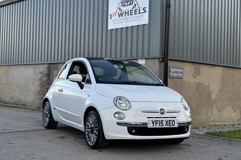 White Used 2015 Fiat 500 Lounge Hatchback | £6,995 (Good price) - Image 1/1