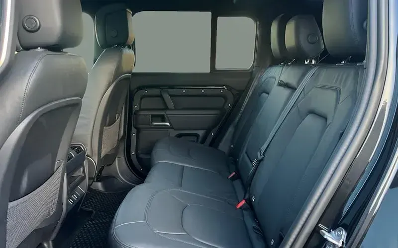 New Land Rover Defender HSE Dynamic 350 HP (257 kW) 2025 Other SUV