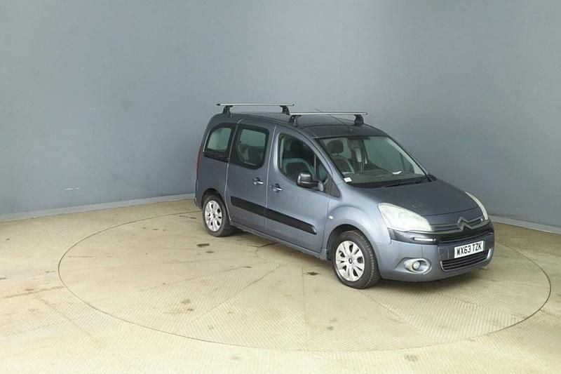 Used Citroën Berlingo 90 HP (66 kW) 2013 Grey MPV