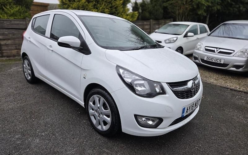 Second-hand Vauxhall Viva 75 CP (55 kW) 2017 Hatchback