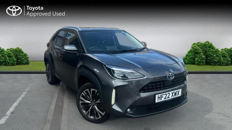 Grey Used 2022 Toyota Yaris Hybrid | £20,994 - Image 1/4
