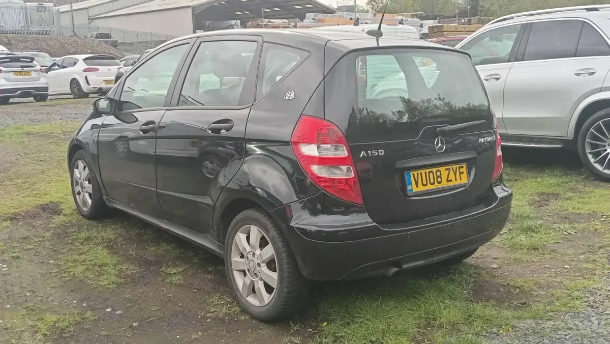 Used Mercedes A150 Classic 95 HP (69 kW) 2008 Black Hatchback