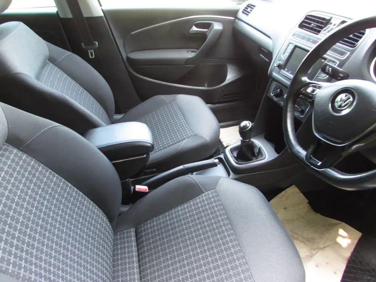 Used VW Polo Edition 90 HP (66 kW) 2017 Silver Hatchback