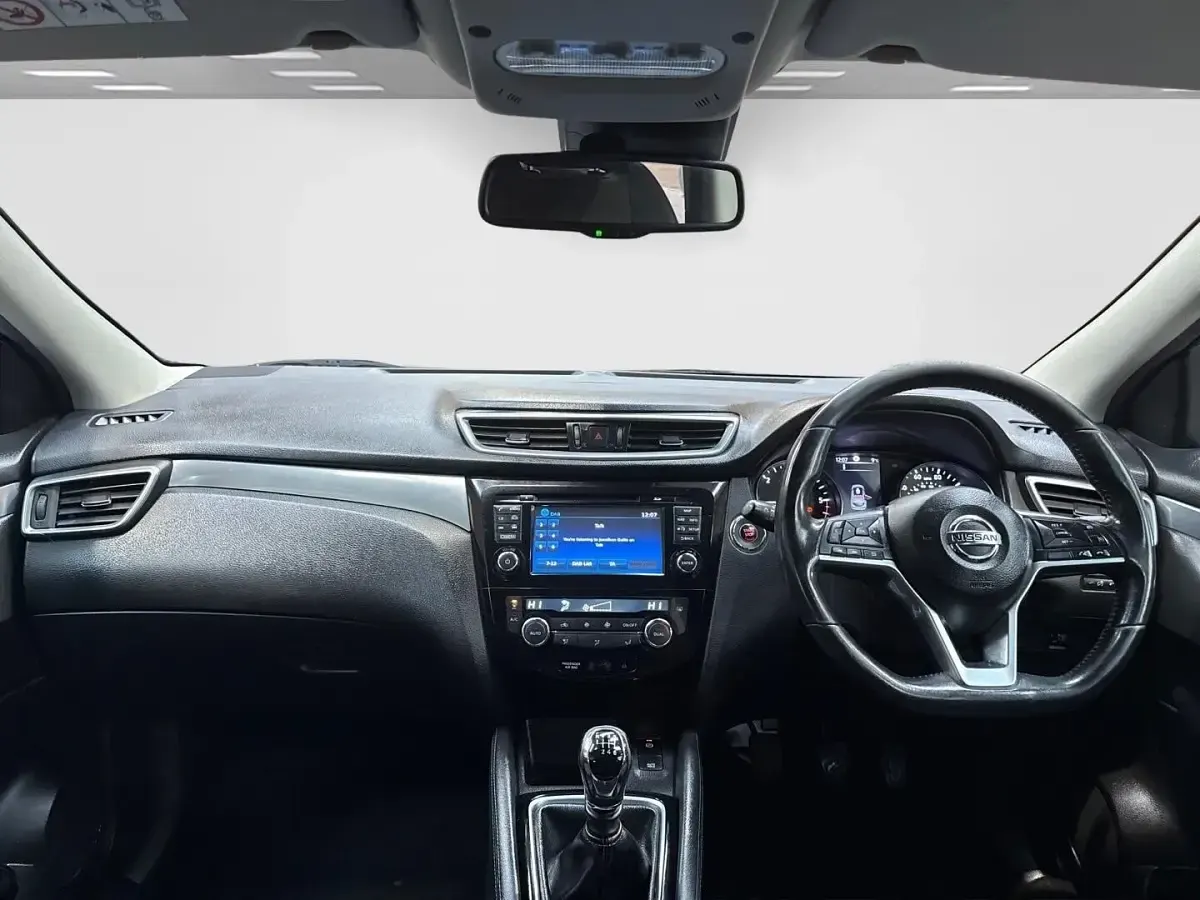 Used Nissan Qashqai N-Connecta 110 HP (80 kW) 2017 Black SUV