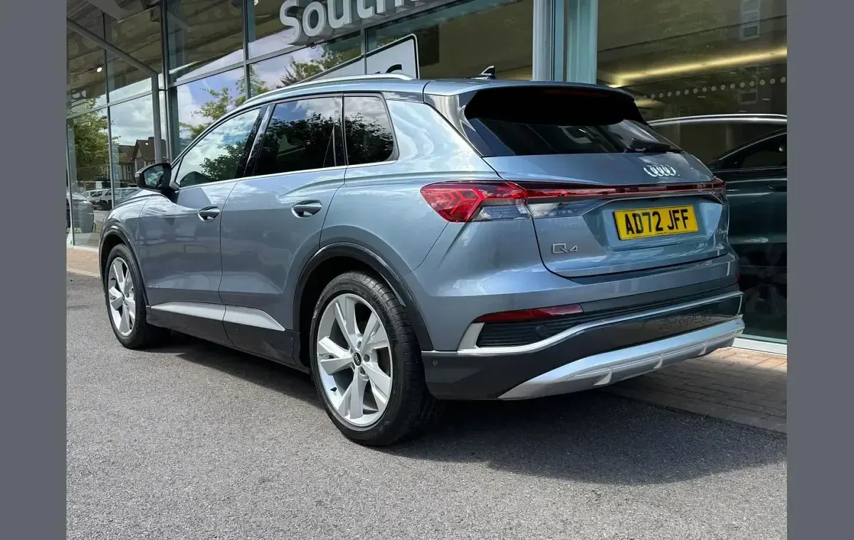Used Audi Q4 e-tron S-Line 219 kW (299 HP) 2023 Blue SUV