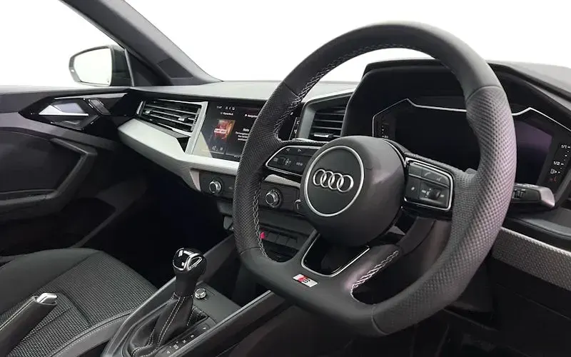 New Audi A1 Sportback Black Edition 116 HP (85 kW) 2025 Hatchback