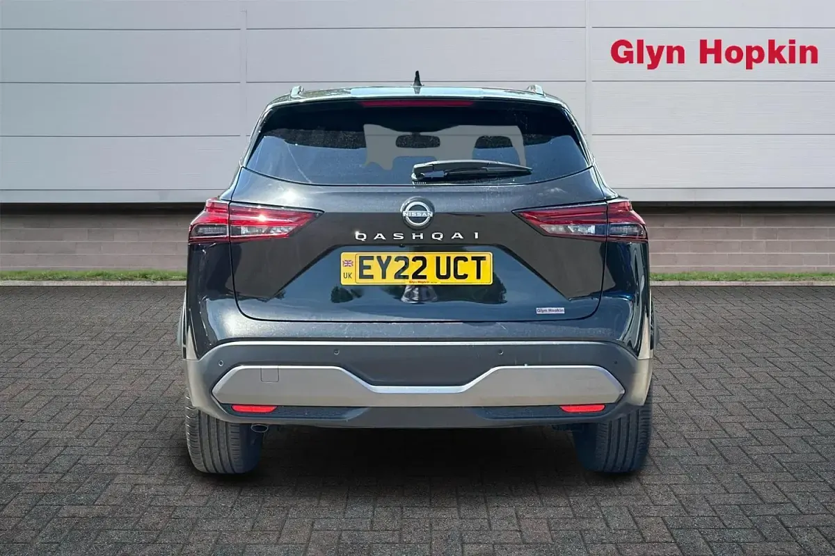 Used Nissan Qashqai Tekna 158 HP (116 kW) 2022 Black SUV