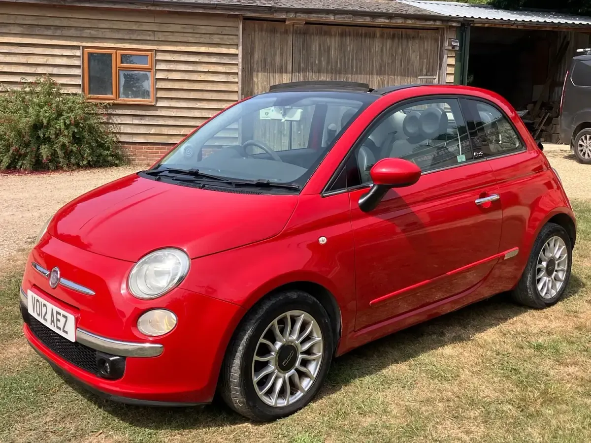 Used Fiat 500 Lounge 85 HP (62 kW) 2012 Red Cabriolet