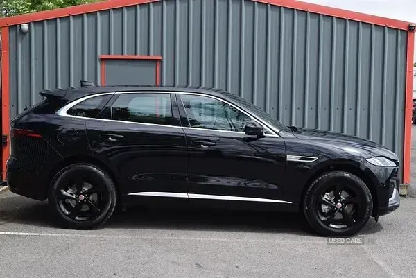 Used Jaguar F-Pace R-Dynamic 204 HP (150 kW) 2022 Black SUV