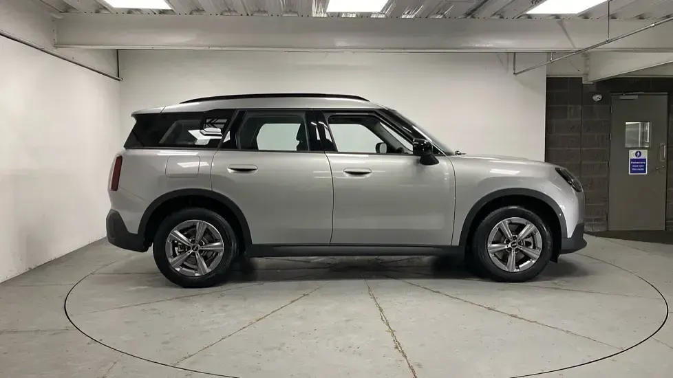 Used Mini Countryman 168 HP (123 kW) 2025 Silver SUV