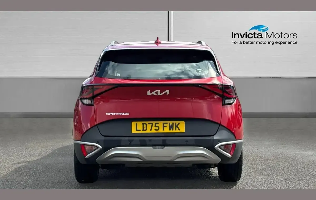 Used Kia Sportage 157 HP (115 kW) 2025 Magma red premium SUV