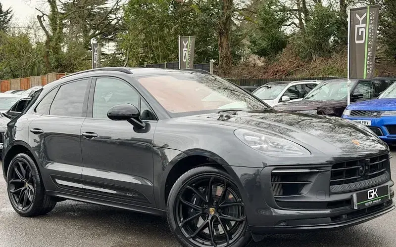 Used Porsche Macan 441 HP (324 kW) 2023 SUV
