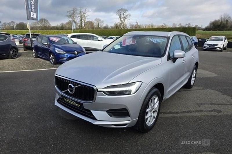Used Volvo XC60 Momentum 2021 Silver SUV