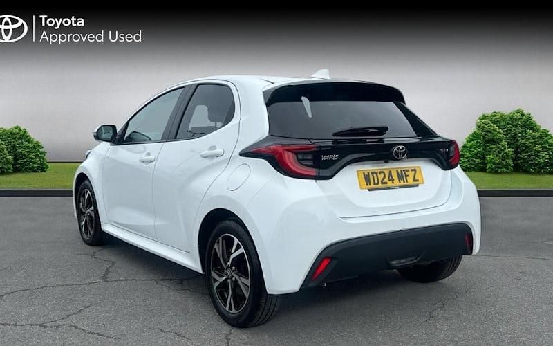 Used Toyota Yaris Hybrid Design 116 HP (85 kW) 2026 Hatchback